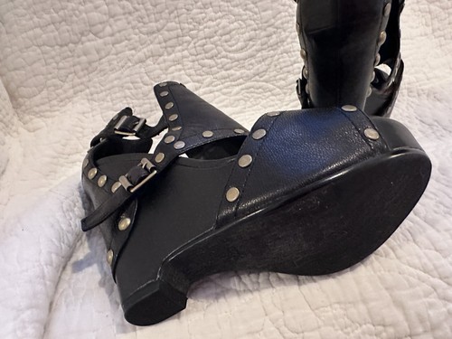 548 Cutout Leather Wedge Leather Shoes with Gold Studs PL-Lucky Size 37 1/2, 7.5 - Picture 10 of 21