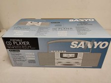 SANYO MCD-Z16 Portable CD/Cassette Boombox Radio - New Old Stock