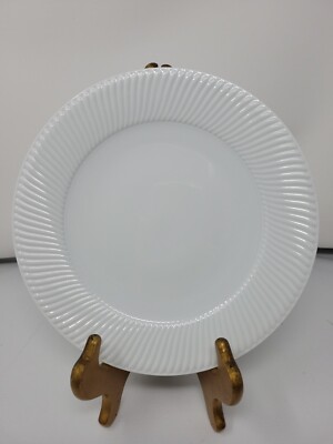 MICHAEL ARAM TWIST SALAD PLATE - White - NEW  8 3/4''