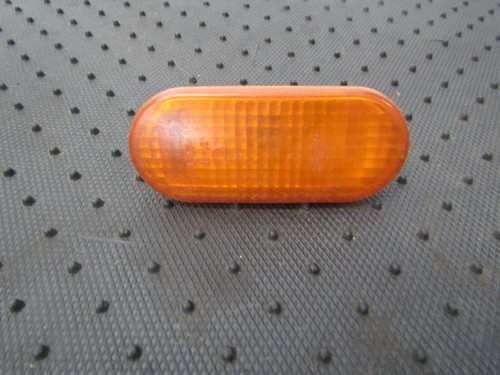 3b0949117 Seitenblinker (Kotflügelblinker) Vorne Rechts  Volkswa DE229702-30