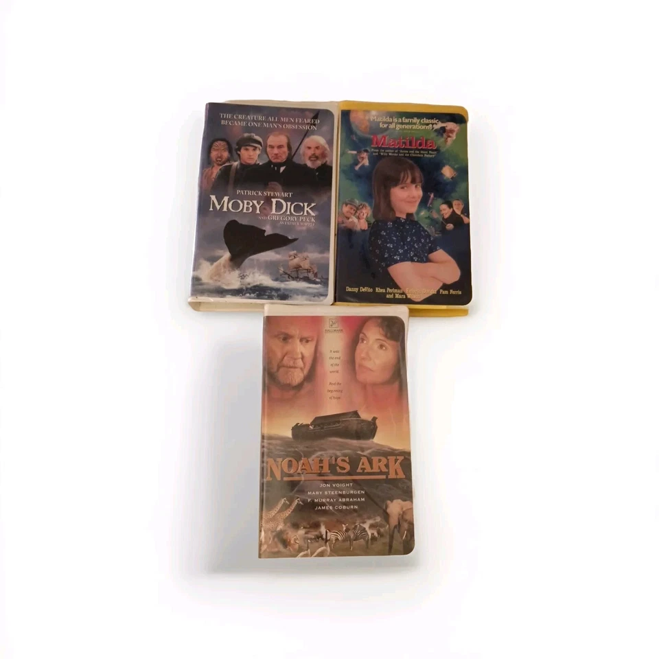 preowned Lot Of 15 variety VHS movies Foto 4 de 4