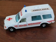 Krankenwagen Modell Corgi Mercedes Benz Bonna 2500 Ambulance Metall