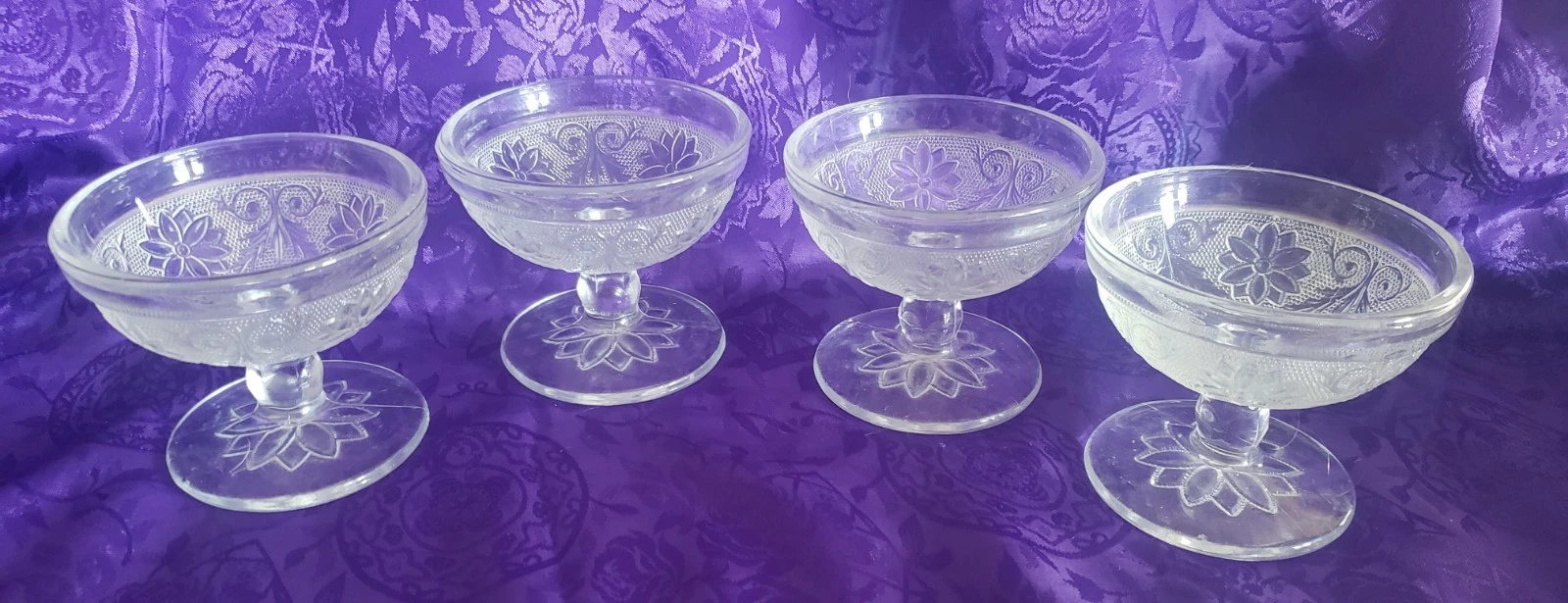 Indiana Tiara Sandwich Glass 4 Champagne Sherbet In Box