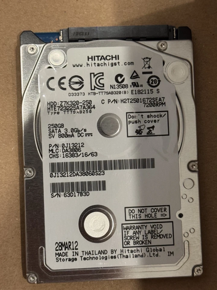 HITACHI 250GB 7200RPM 2.5" SATA HARD DRIVE (HTE723225A7A364) - Image 2 of 3