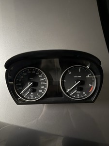 BMW E90 E91 E92 E93 Diesel Tacho Kombiinstrument 9242346