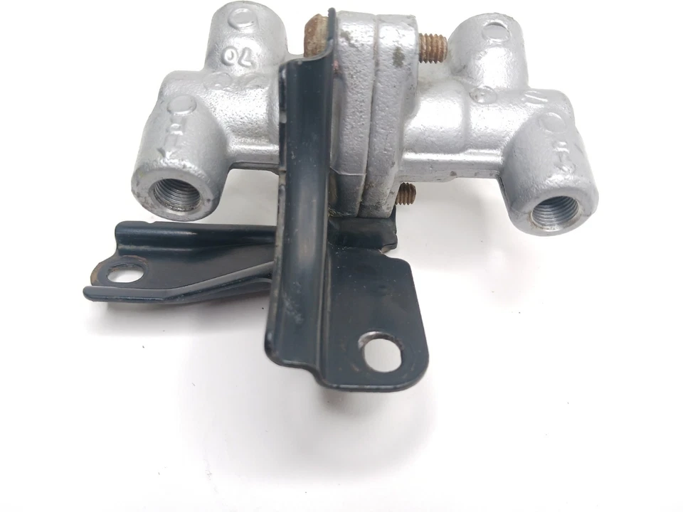 93-97 本田 Del Sol 92-95 Civic 1725 非 ABS 后盘式制动器比例阀 — 第 4/4 张图片