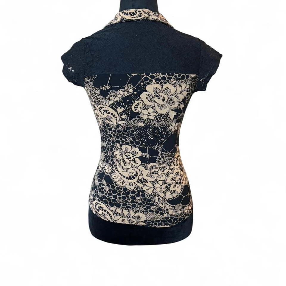 Bebe y2k 蕾丝网纱领上衣,尺寸 Med — 第 4/4 张图片