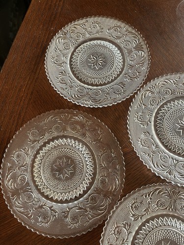 Set of 4 Vintage 1925-1965 Duncan & Miller SANDWICH Clear Salad Plates 7 1/8" - Picture 5 of 5