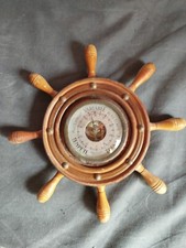 antico piccolo barometro a timone di nave in legno - decorazione marina
