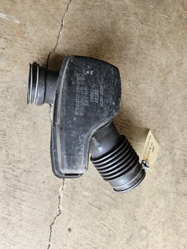 2001-2005 Lexus IS300 3.0L OEM Air Intake Resonator Inlet Duct Tube