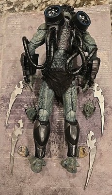 Neca Predator Concrete Jungle Ultimate Deluxe Stone Heart 12