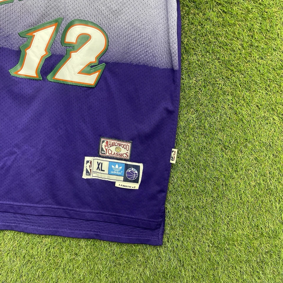 Camiseta Utah Jazz Para Hombres XL Púrpura Adidas #12 John Stockton Madera Dura Clásica Foto 4 de 4