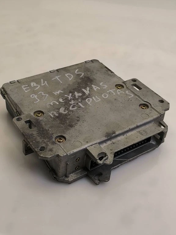 Centralina motore diesel BMW 5 E34 1995 -modulo 0281001183 105kW SVM956 - Immagine 3 di 4