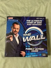 IDEAL The Wall The Ultimate Game of Risk and Reward Family Board Game