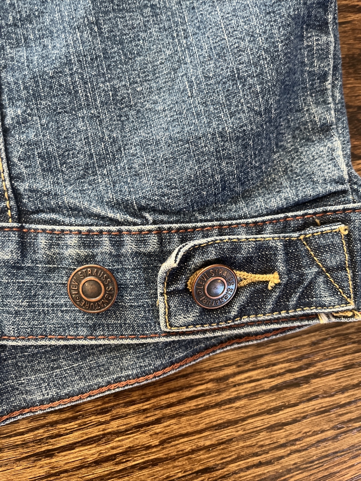 Women's LEVI STRAUSS Signature Denim Jean Jacket Womens Size Medium - View 8