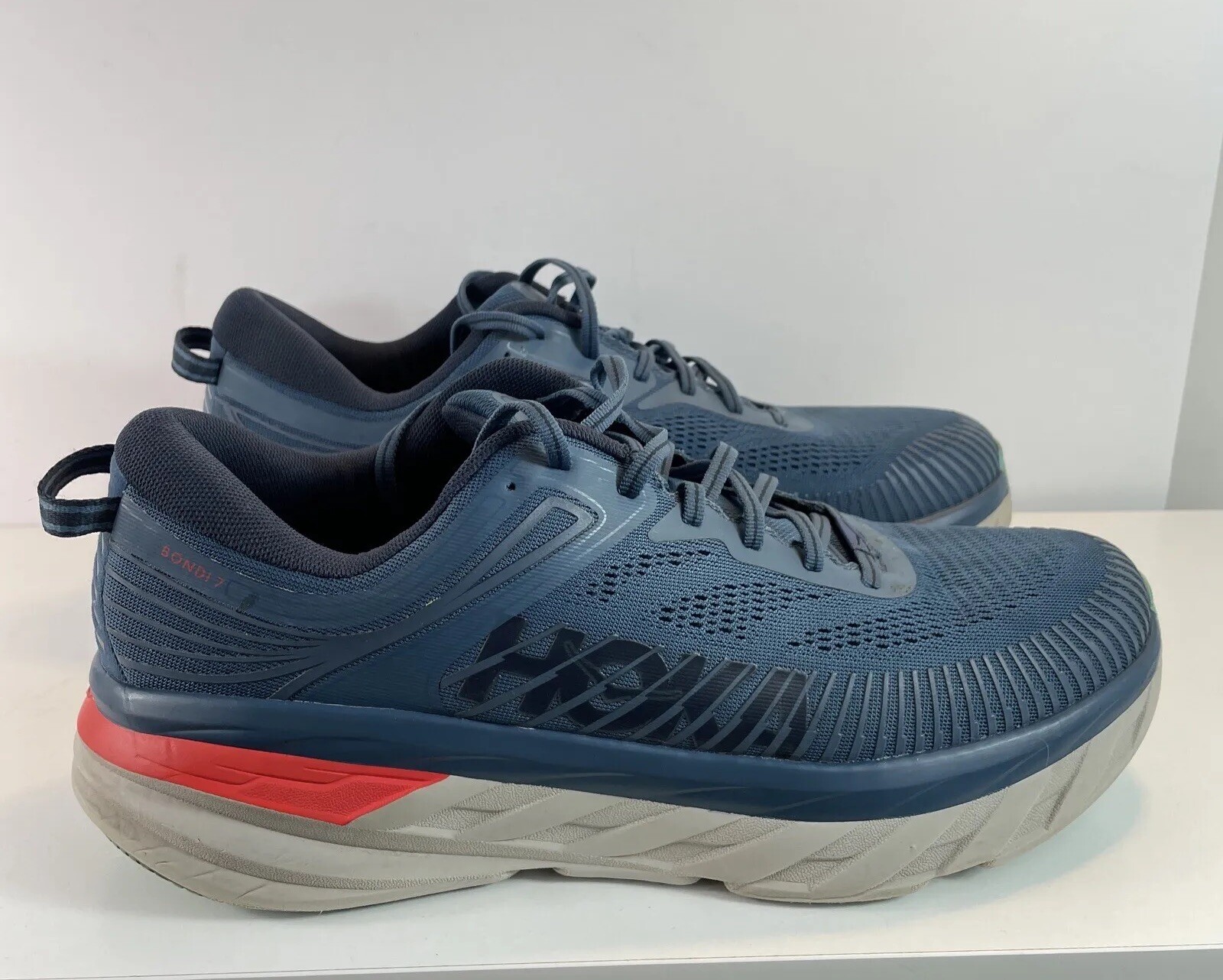 Hoka Men's Bondi 7 Trainers - Varsity Navy / Black