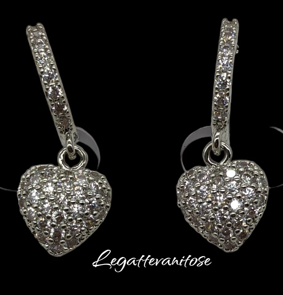 Orecchini  Donna Acciaio  con Zirconi Bianchi. Orecchini Cerchio Con Cuore Pavé  - Immagine 4 di 4