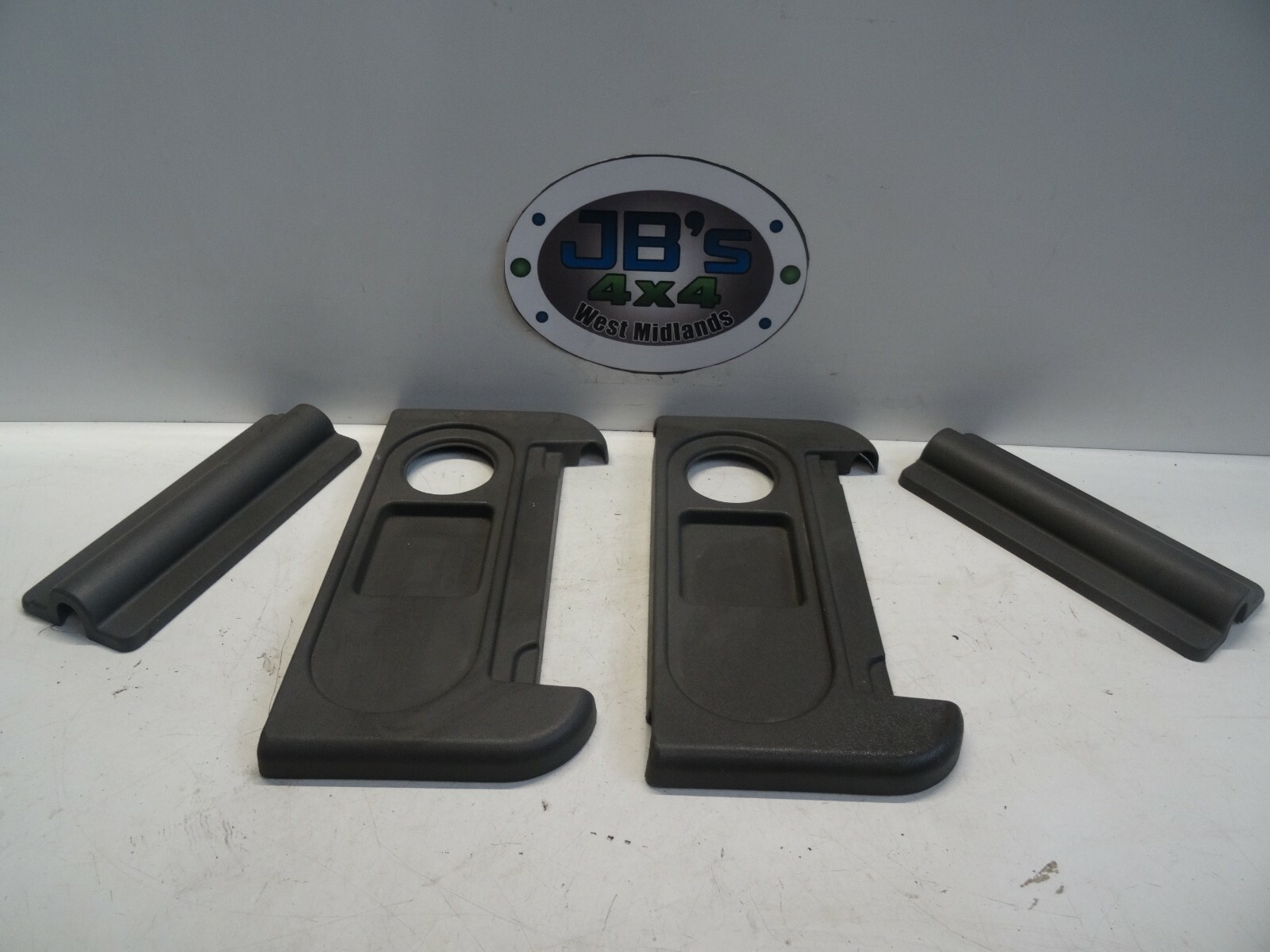 Land Rover Discovery 2 TD5 3RD Fila Trasero Bebida Vandejas y Asiento Molduras