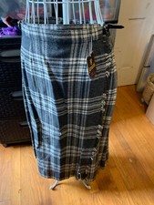  VINTAGE WITH TAGS Gray Plaid Wool Kilt Skirt MADE IN SCOTLAND - Size 2