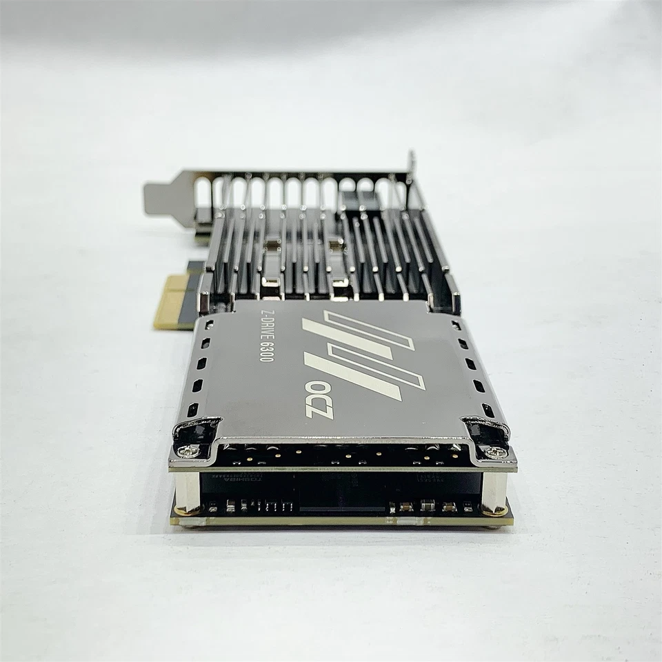 OCZ Storage Z-Drive 6300 AIC PCIe Card Solid State Drive 800GB ZD63AE020-0800G - Image 4 of 4