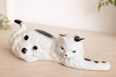 Vintage Keramik Katze Figur liegend liegend liegend Kuh Druck schwarz weiß MCM
