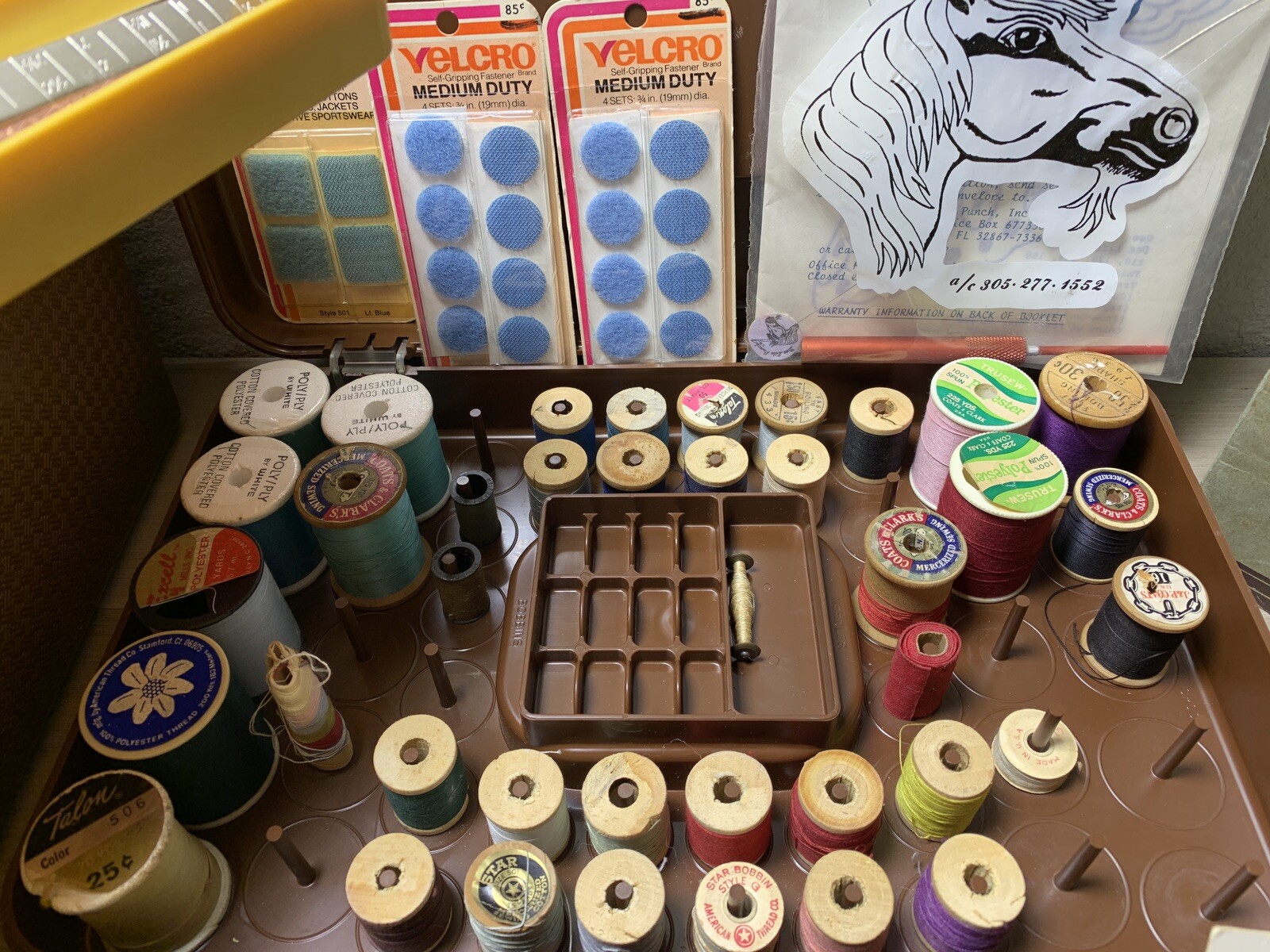 Vintage Wilson Wil-Hold Large Brown Plastic Sewing Box Lot Of 4! All Accessories