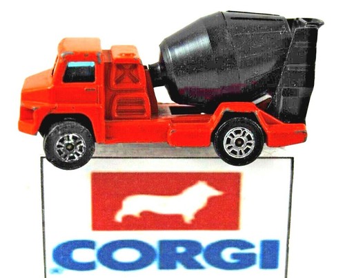 Corgi Juniors FORD TRANSIT IVECO LAND ROVER LEYLAND TERRIER RENAULT Mix Lot Vans - Picture 8 of 171