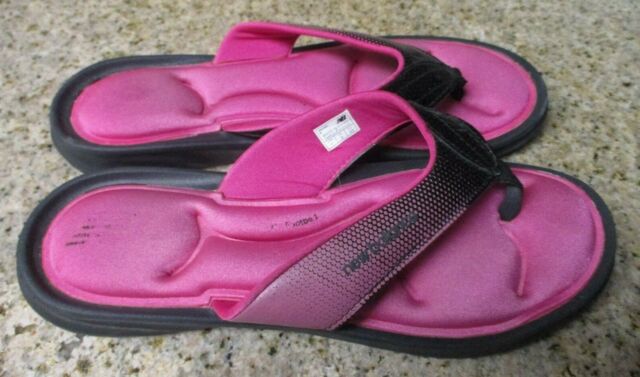 women new  balance  sz 11 soft foam sandals  flip flops 