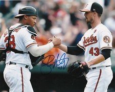 SHAWN ARMSTRONG   BALTIMORE ORIOLES   ACTION SIGNED 8x10