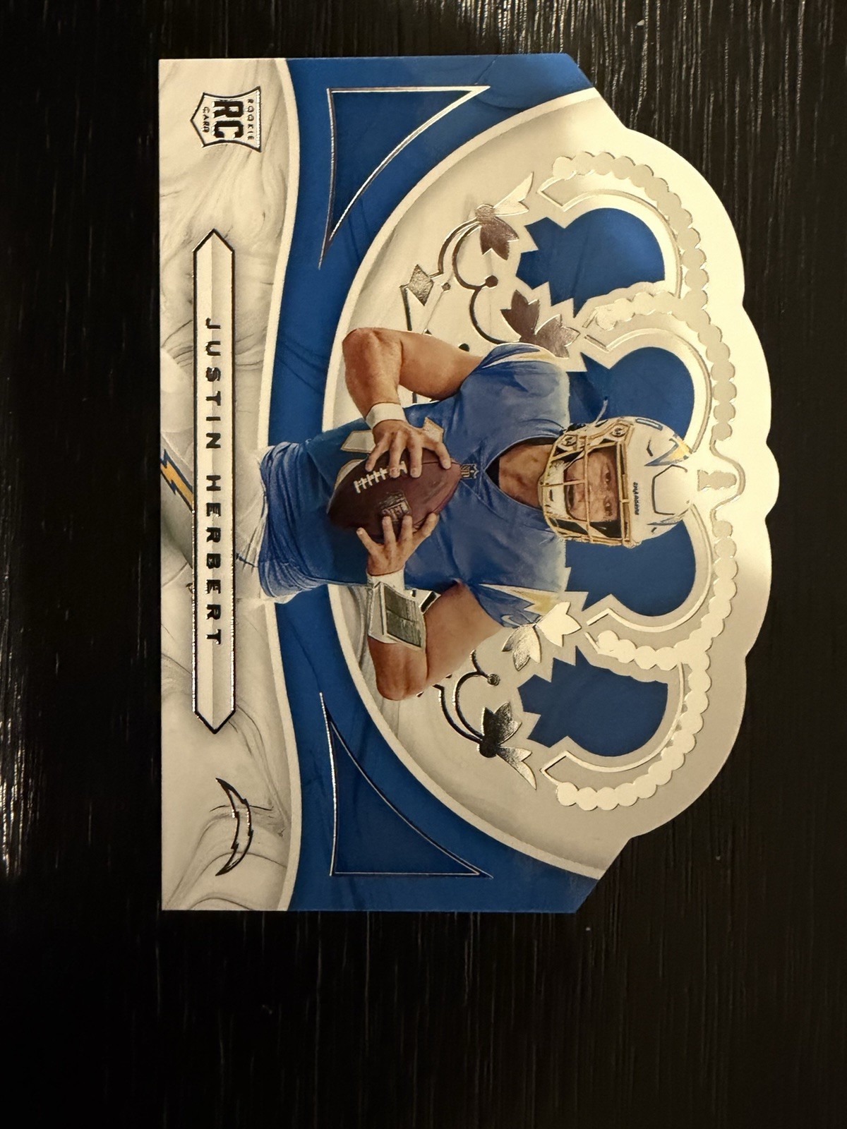 🏈2020 Panini Chronicles Crown Royale Rookie Justin Herbert #CR-3 Chargers