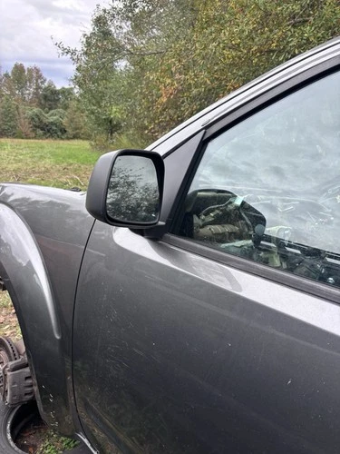 2005-2021  Nissan Frontier Left Side Door Mirror OEM used