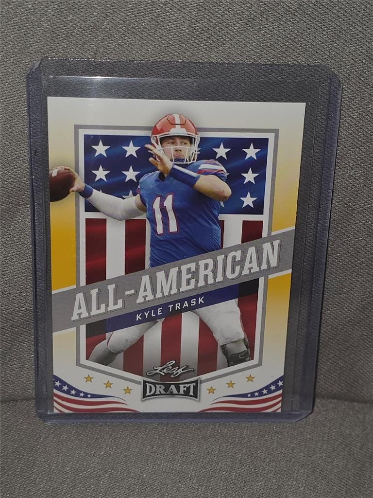 2021 Leaf Draft All-American Gold Parallel Kyle Trask #47 RC Tampa Bay Buccaneer