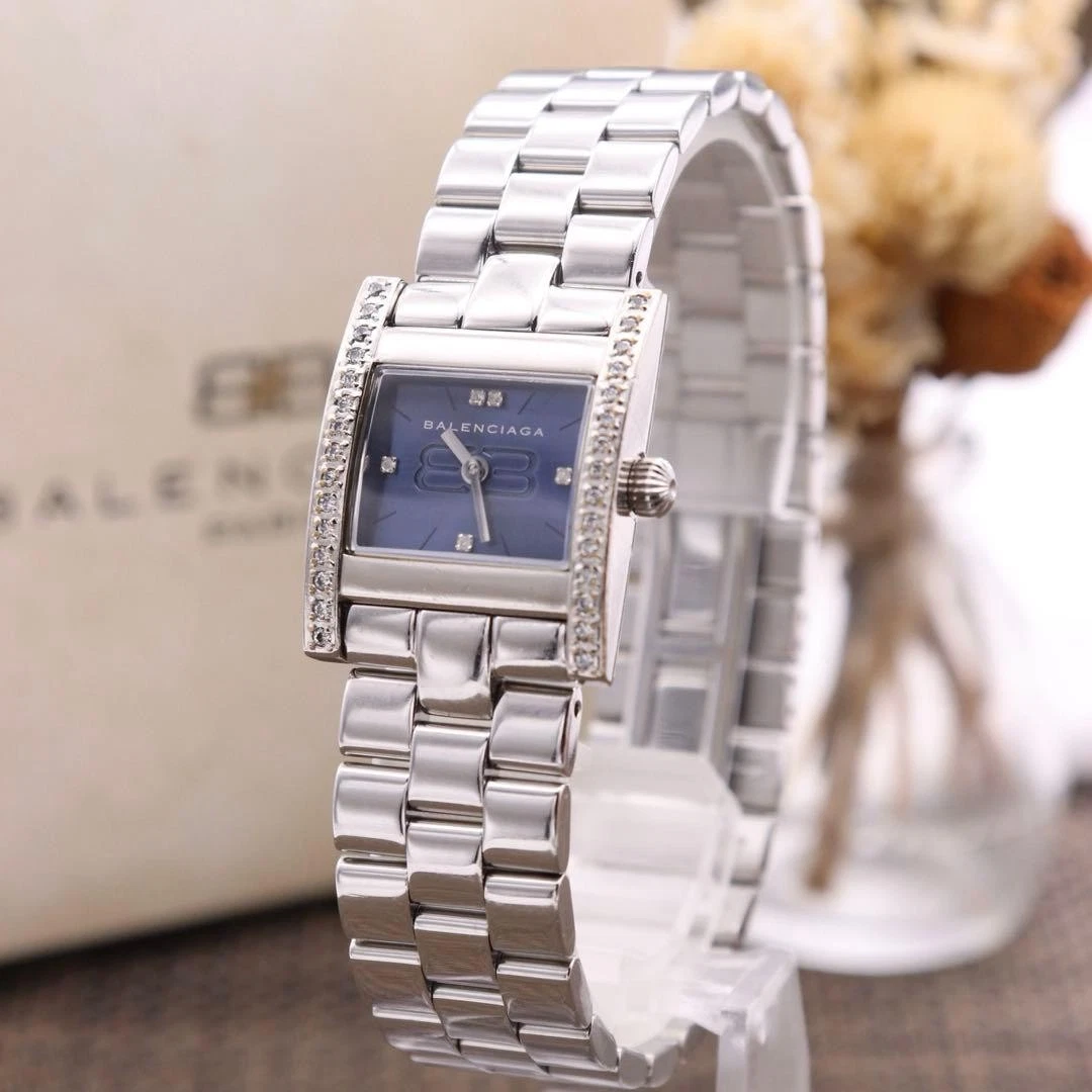 希少　美品　BALENCIAGA　腕時計　ホワイトローマン　稼働 Balenciaga Wristwatches for sale | eBay