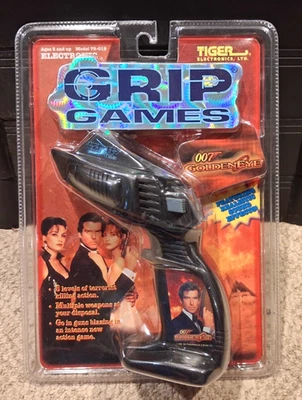 1995 Tiger GOLDENEYE vintage handheld electronic LCD game NEW SEALED JAMES BOND - Image 1 of 4