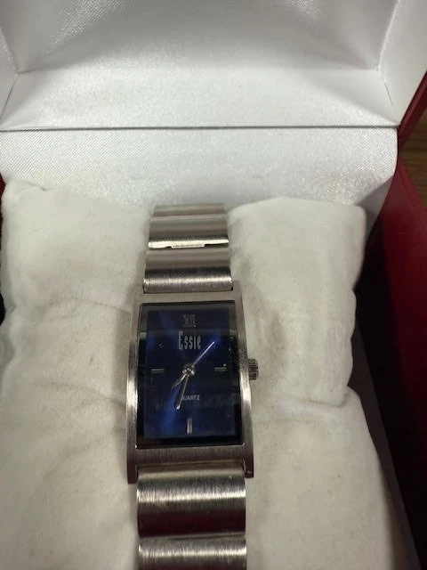 ESSIE WOMEN'S WATCH - Image 3 of 3