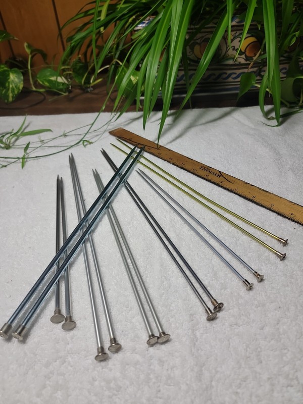 Mixed Lot of Metal Knitting Needles