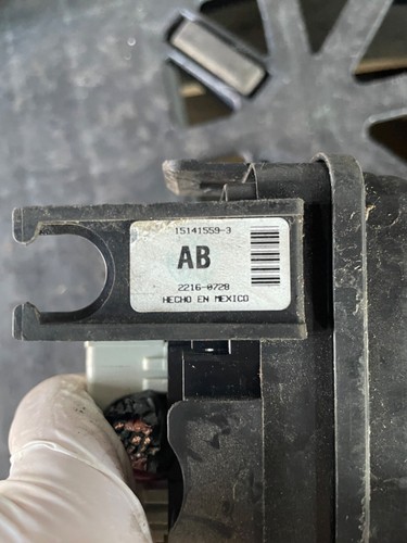 OEM GMC Envoy Trailblazer 2006 Engine Bay Fuse Wiring Junction 15141559-3