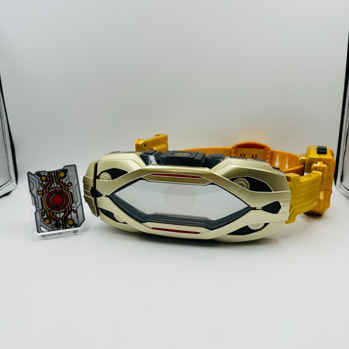 BANDAI - DX ジリオンドライバー Amazon | [バンダイ] 変身ベルト DXジリオンドライバー | ベルト