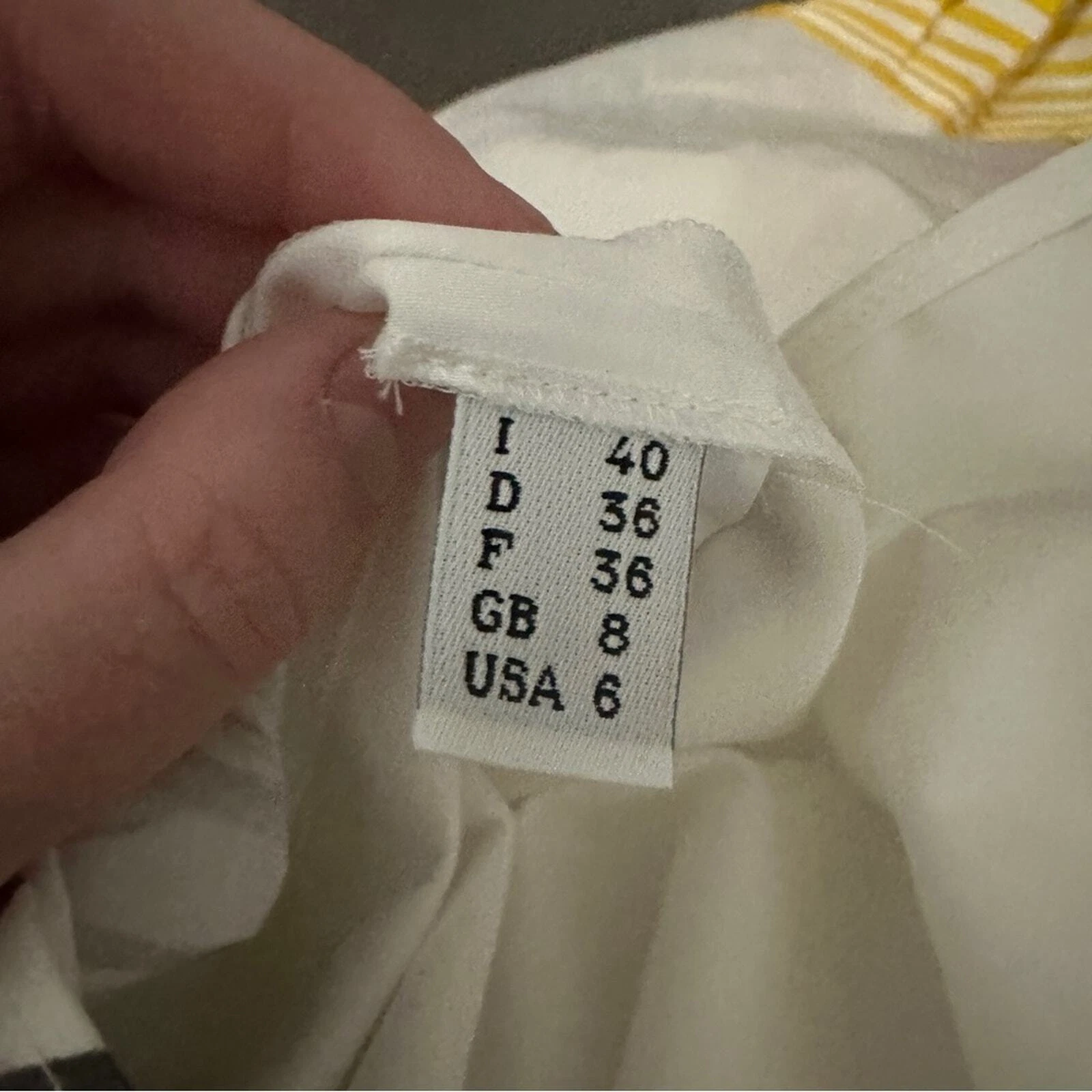 Abito smanicato multicolore vintage Moschino economico e chic frutta verdura grano