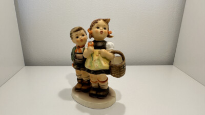 M.I. Hummel Figur 49 3/0 Brüderlein & Schwesterlein 11 cm. 1 Wahl, Top Zustand. 