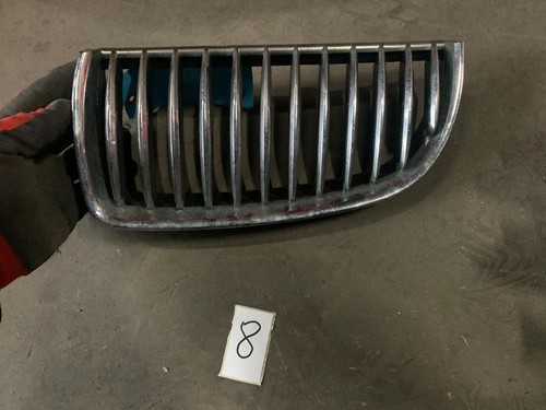 BMW 3er E90 E91 Kühlergrill Frontgrill Grill Nieren Niere CHROME links
