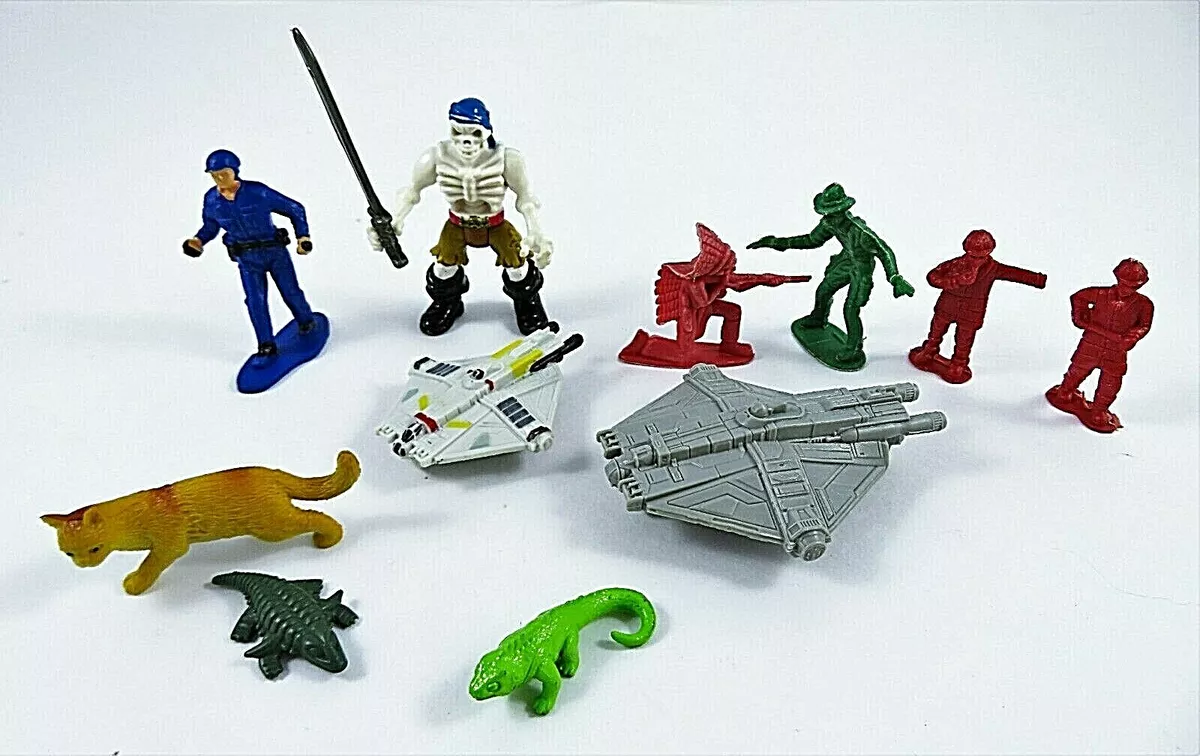 Tiny plastic figures cheap