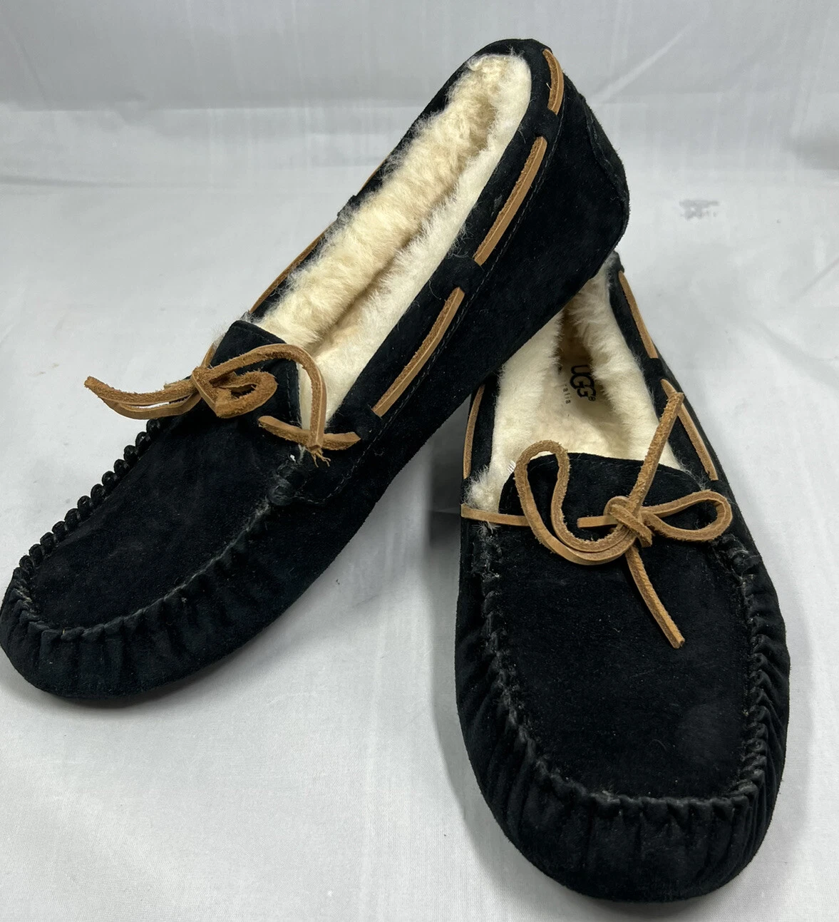 UGG PANTOFOLE MOCASSINO DONNA DAKOTA PELLE SCAMOSCIATA IN LANA PELLE SCAMOSCIATA TAGLIA 10 nere