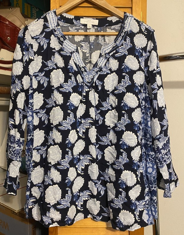 NEW DIRECTIONS Navy & White Floral Peasant Bell Sleeve Blouse LARGE