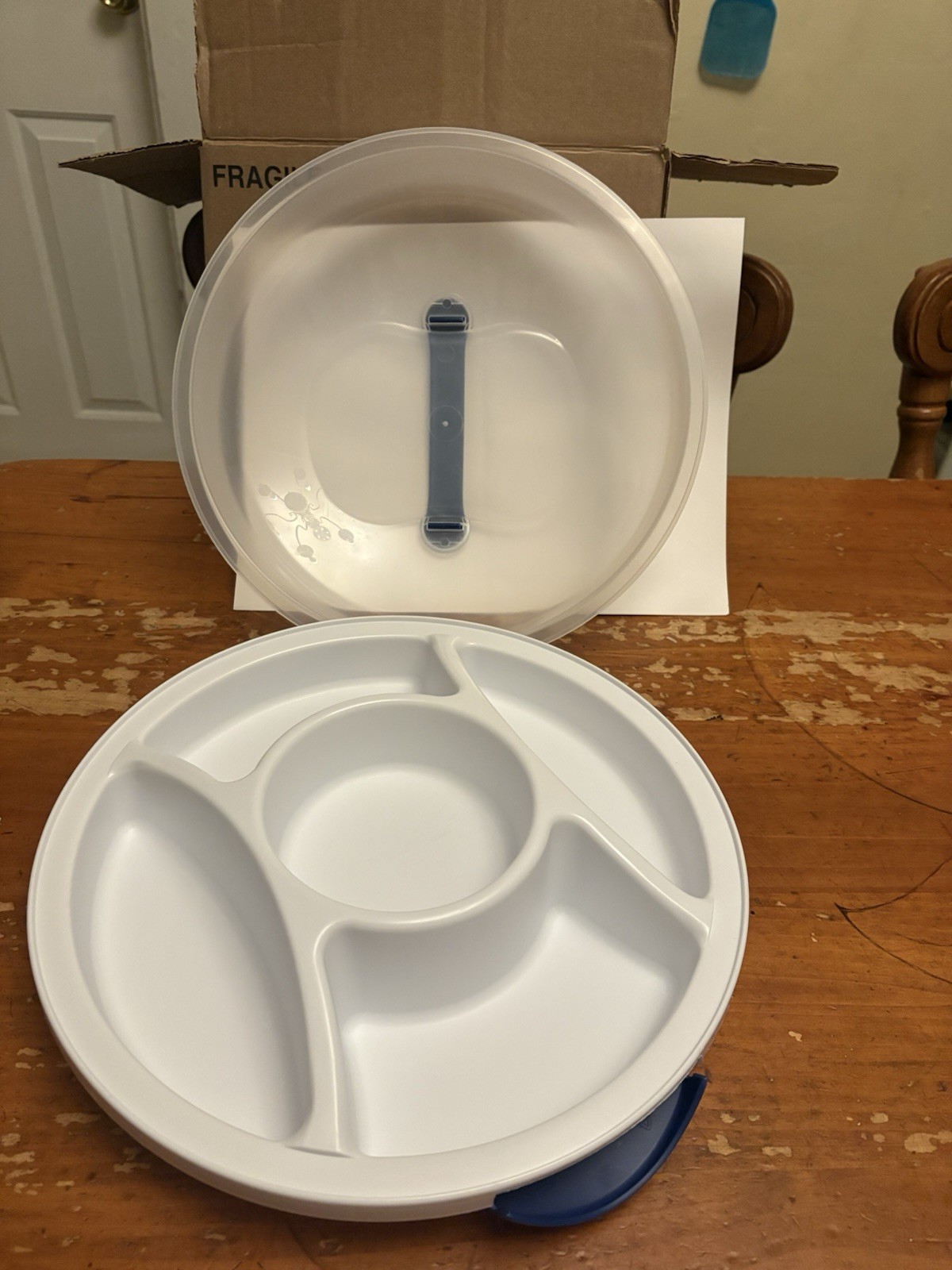 Mainstays 13 Locking Snack Container with 5 Removable Tray Compartments  