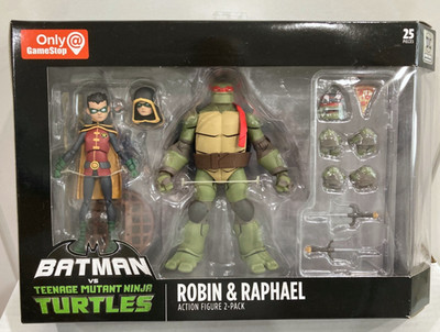 Batman vs Teenage Mutant Ninja Turtles Robin & Raphael 2 pk Game Stop Exclusive