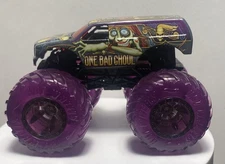 Hot Wheels One Bad Ghoul Purple Tires Monster Jam Truck 1:64 Spin Masters 