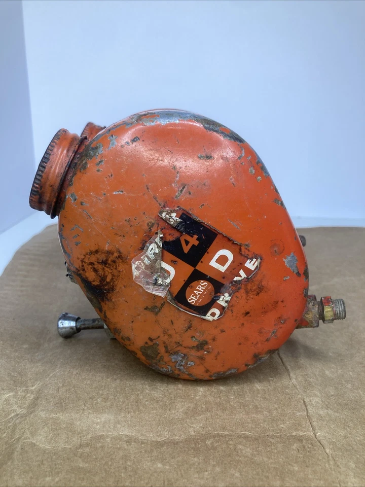 Conjunto de tanque de combustible y tanque de aceite para motosierra Sears U4D OEM con tapas Foto 3 de 4