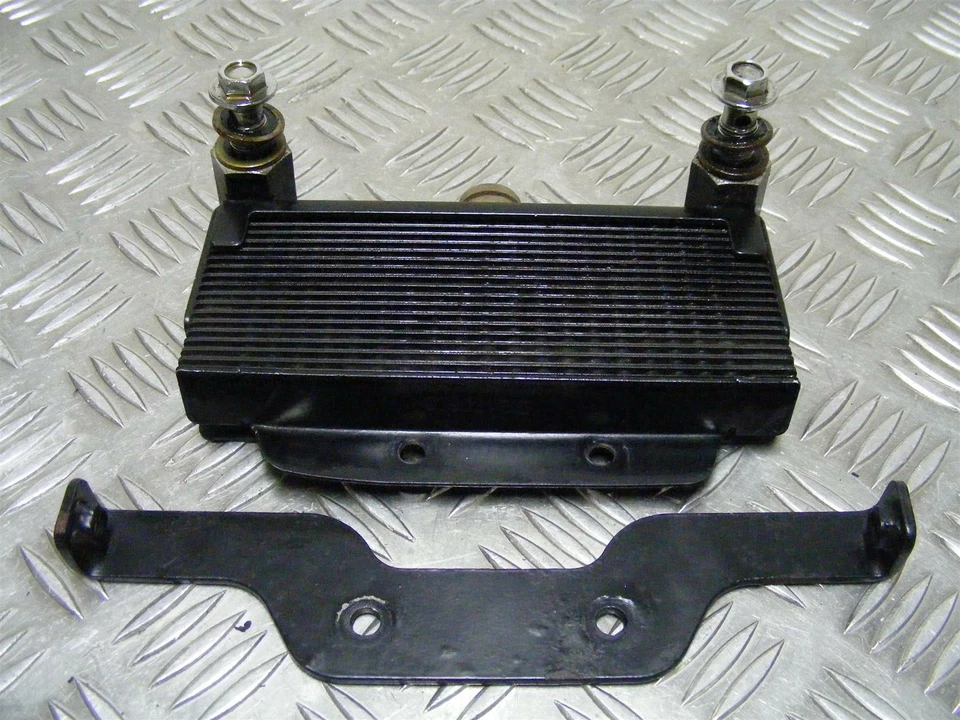 Tornado Naked 125 Oil Cooler Genuine Benelli 2017-2020 801 - Image 2 of 3