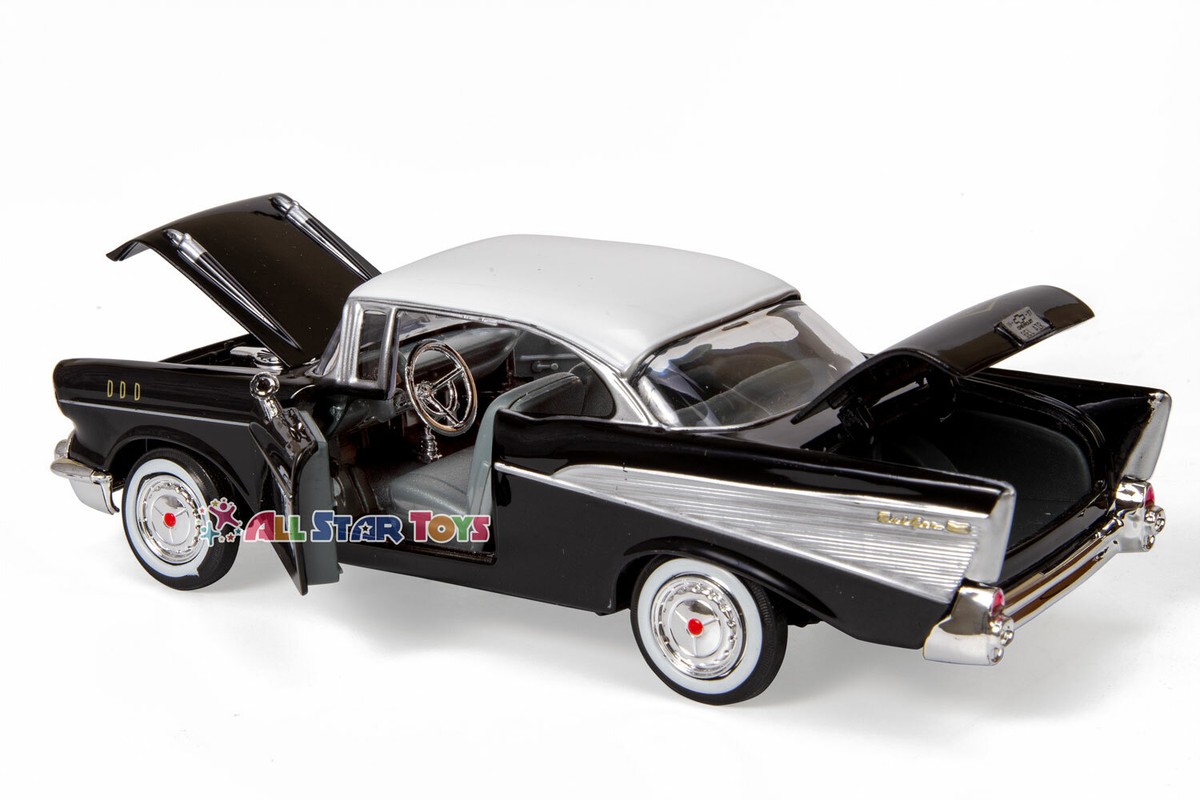 MOTORMAX 1957 57 CHEVY BEL AIR HARD TOP 1/24 Scale DIECAST Model